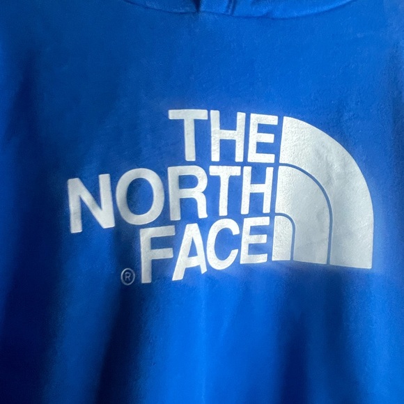THE NORTH FACE Men's Vibrant Blue Hoodie - Picture 2 of 11